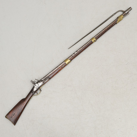FLINTLÅSGEVÄR, svenskt, m/1815 reparationsmodell. på auktion hos Crafoord Auktioner Malmö