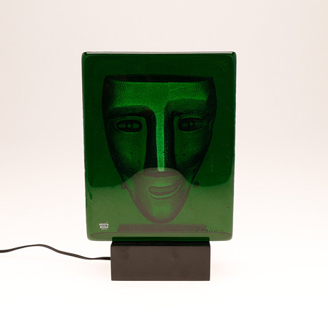 BERTIL VALLIEN. Skulptur, "Salute", glasblock, signerad, Kosta Boda, 1900-tal. på auktion hos Auktionsbyrån Varberg