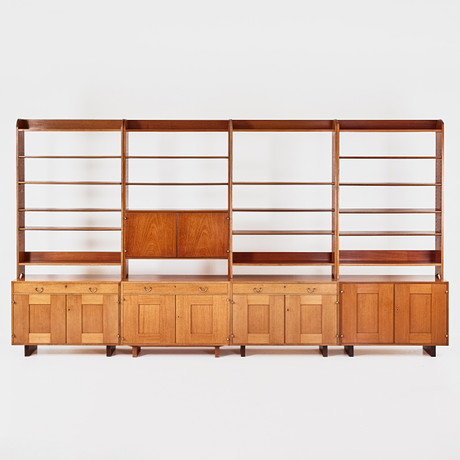 JOSEF FRANK, bokhyllor, 4 st., modell 2112, Firma Svenskt Tenn. på auktion hos Stockholms Auktionsverk Magasin 5