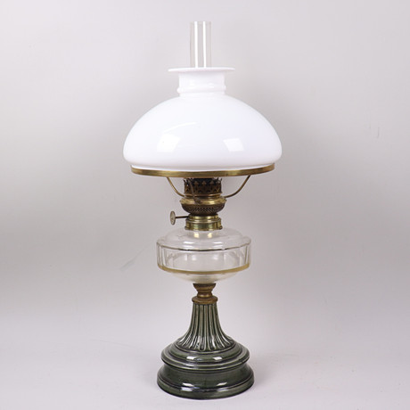 BORDSFOTOGENLAMPA, Rörstrand, glas och porslin, 1800/1900-tal. på auktion hos Markus Auktioner
