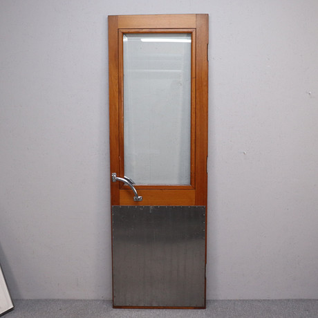 DÖRR från SJ tågvagn, mahogny och stål, 1930/40-tal. på auktion hos Markus Auktioner