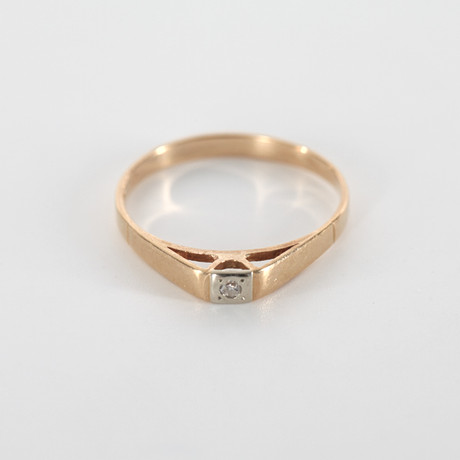 RING MED BRILJANT, 18K guld. på auktion hos Auktionsverket Engelholm
