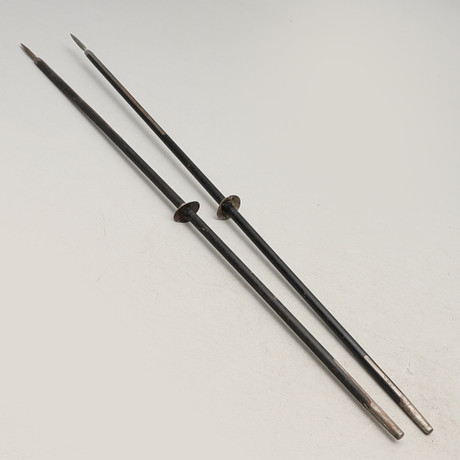ÄNTERPIKAR, 2 st, 1800-tal. på auktion hos Crafoord Auktioner Malmö