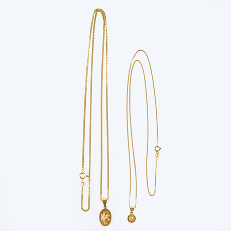 COLLIER. 2 st, guld, 18k. på auktion hos Uppsala Auktionskammare