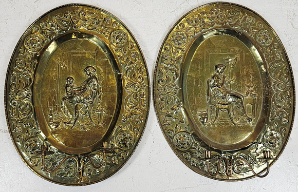 LJUSPLÅTAR, för 2 ljus, mässing, 1900-tals första hälft. på auktion hos Auktionshuset Thörner & Ek