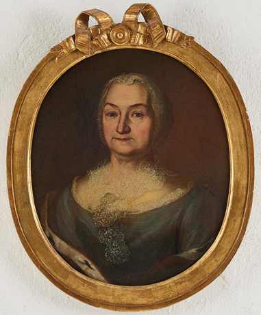 SVENSK KONSTNÄR, 1700-TAL, PORTRÄTT FÖRESTÄLLANDE DAM I HERMELINMANTEL. på auktion hos Stockholms Auktionsverk Magasin 5