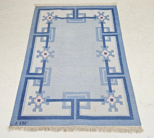MATTA, röllakan, signerad FAF, ca. 195x139 cm. på auktion hos Auktionshuset Thörner & Ek