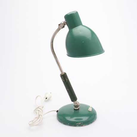BORDSLAMPA, HALA, 1900-TALETS BÖRJAN. på auktion hos Crafoord Auktioner Lund