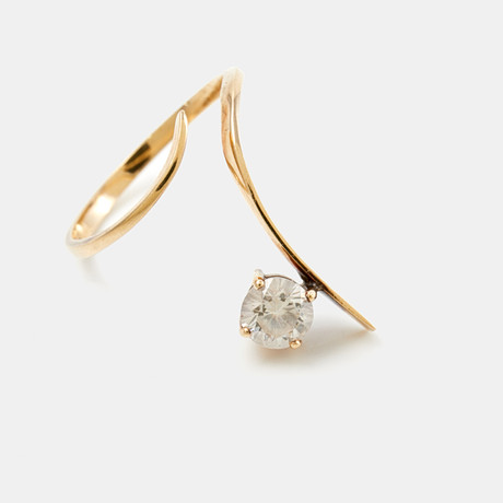RING, 14 k guld, cubic zirkon, utländska stämplar. på auktion hos Stockholms Auktionsverk Sickla