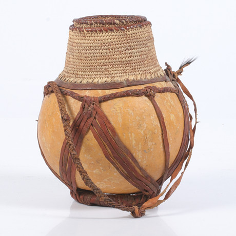 VATTENKÄRL, kalebass, troligen Kenya, 1900-tal. på auktion hos Stadsauktion Sundsvall