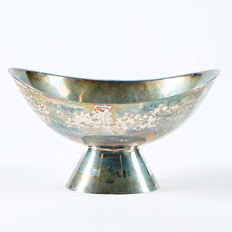 SKÅL PÅ FOT. Silver, Waldemar Ateljé Waldemar Jonsson, Skara, 1960. på auktion hos Uppsala Auktionskammare