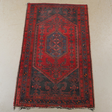 MATTA, orientalisk, 185 x 108 cm. på auktion hos Helsingborgs Auktionskammare