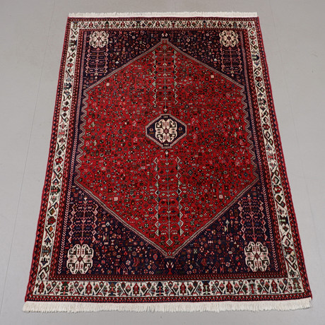 MATTA, orientalisk, Abbadeh, mått 250x168 cm. på auktion hos Växjö Auktionskammare