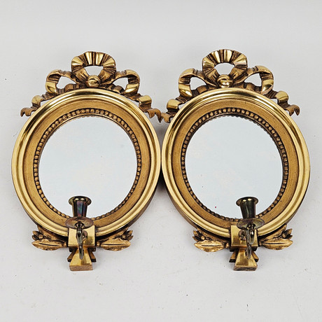 SPEGELLAMPETTER, ett par, gustaviansk stil, 1900-tal. på auktion hos Auktionshuset Thörner & Ek