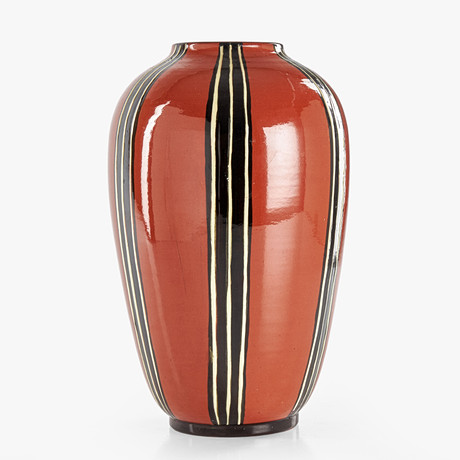 ERIK MORNILS (1900-1974). Vas, glaserad keramik, Nittjö, 1930/40-tal. Dekor av ränder. på auktion hos Crafoord Auktioner Stockholm