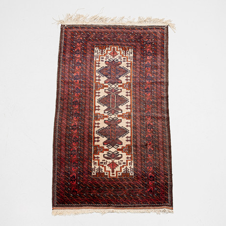 MATTA, orientalisk, ca 200 x 110 cm. på auktion hos Auktionshuset Kolonn