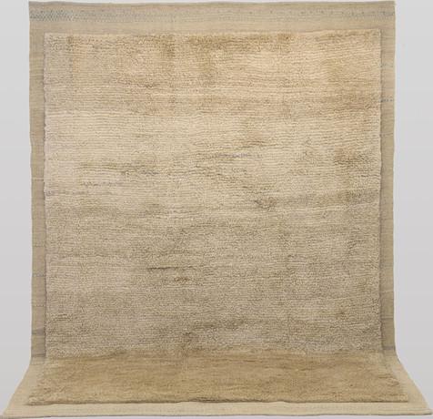 MATTA, ekologisk marockansk design, cirka 250 x 181 cm. på auktion hos RA Auktionsverket Norrköping