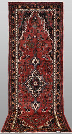 ORIENTMATTA. Hamadan gallerimodell, 314 x 107 cm. på auktion hos Gomér & Andersson Linköping