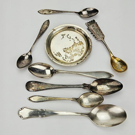 SILVER, 8 delar, vikt ca. 131 gram. på auktion hos Auktionshuset Thörner & Ek