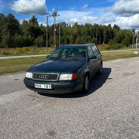 Audi 100 Avant 2.6, 1994. på auktion hos Handelslagret Auktionsservice