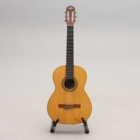 AKUSTISK GITARR, "Classic 9", Levin, 1971. på auktion hos Crafoord Auktioner Malmö