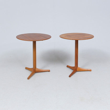 KERSTIN HÖRLIN-HOLMQUIST. Sidobord, 2 st, "Äpplet", ur Triva-serien, Nordiska Kompaniet. på auktion hos Gomér & Andersson Linköping