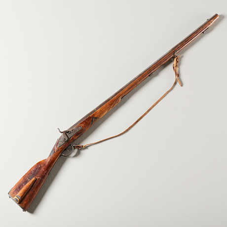 ALLMOGEGEVÄR, slaglås, 1800-tal. på auktion hos Wickmans