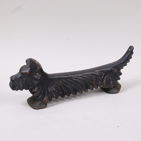 ELDHUND, gjutjärn, Asea, 1900-talets mitt. på auktion hos Markus Auktioner