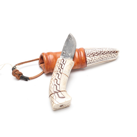 BÖRJE LIDMAN. KNIV, horn, och enligt uppgift kolstål. signerad. på auktion hos Gomér & Andersson Linköping