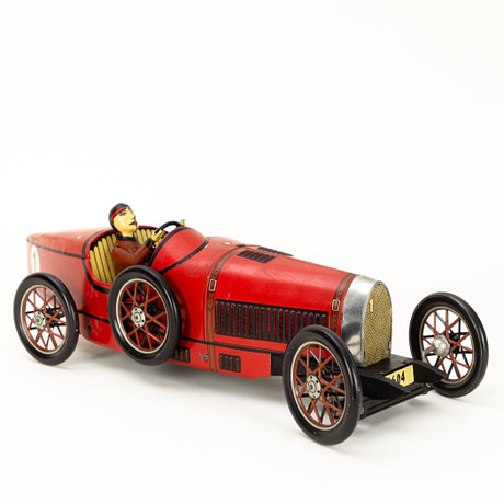 ERTL. Mario Andretti Ford Brawner-Hawk racing car - winner of the