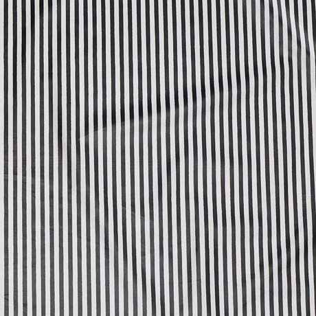 FUJIWO ISHIMOTO, textil, "Ujo", Marimekko, Finland, 1981, vaxad bomull. på auktion hos Crafoord Auktioner Stockholm