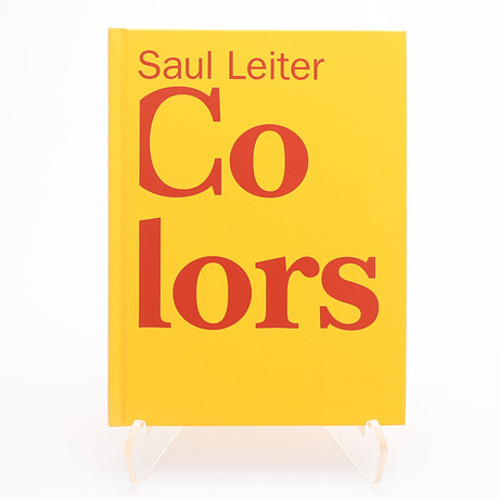 SAUL LEITERS UTSTÄLLNINGSBOK "COLORS", 2011. på auktion hos Crafoord Auktioner Lund