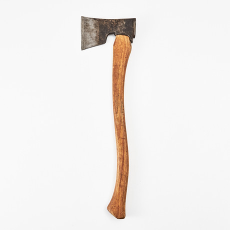 YXA, sannolikt Johan Skog (1896 - 1972.) Märkt Hjärtum / ( ...OG). på auktion hos Stockholms Auktionsverk Magasin 5