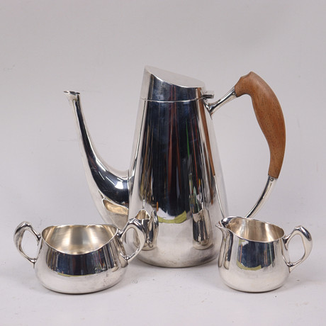 CARL F. CHRISTIANSEN. kaffeservis, nysilver, Danmark, 3 delar, 1950/60-tal. på auktion hos Markus Auktioner