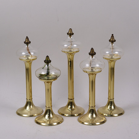 LJUSLYKTOR, G.V. Harnisch Eftf., Köpenhamn, Danmark, mässing och glas, 1900-talets andra hälft, 5 st. på auktion hos Markus Auktioner