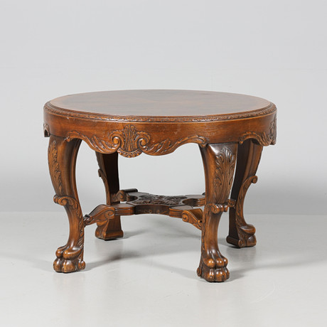 SOFFBORD, chippendalestil, 1900-tal. på auktion hos Borås Auktionshall
