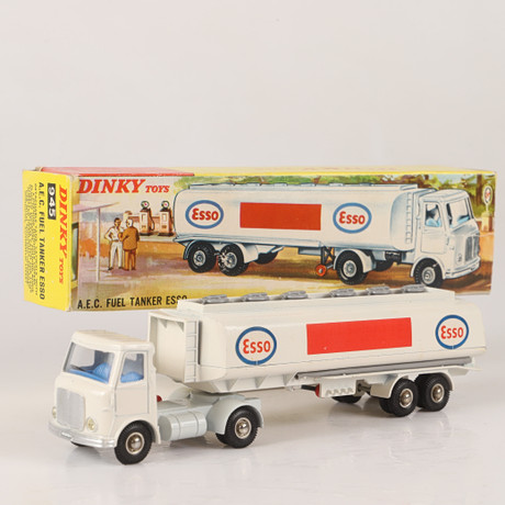 DINKY TOYS. Toy car 509, Fiat 850, Meccano-Tri-ang, France. Toys