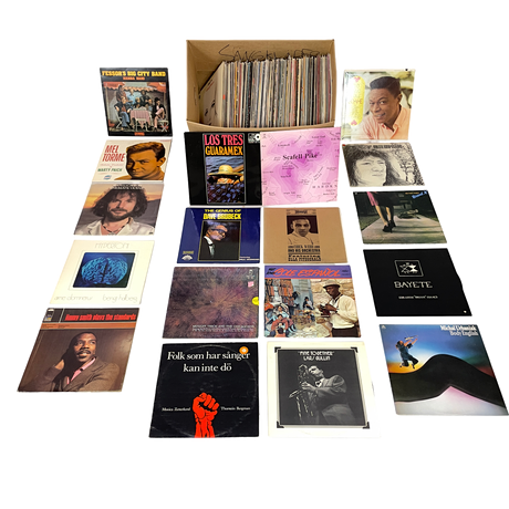 PARTI VINYLSKIVOR, ca 140 st. Jazz, fusionjazz, m.m. på auktion hos Roslagens Auktionsverk