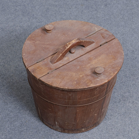 LAGGKÄRL, ALLMOGE, 1800/1900-TAL. på auktion hos Auktionskammaren Sydost Kalmar