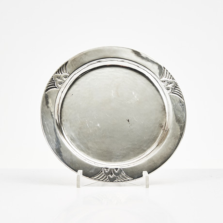 GEORG JENSEN. Fat, litet, sterlingsilver, Danmark 1933-1944. Design nr 572 C. på auktion hos Stockholms Auktionsverk Magasin 5