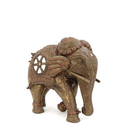 SKULPTUR, elefant, mässing, glas, metall, troligen Indien. på auktion hos Höganäs Auktionsverk