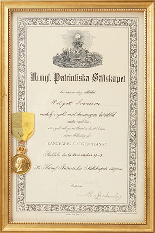 FÖRTJÄNSTMEDALJ, Gustaf V, 18-23k guld, 1944. på auktion hos Göteborgs Auktionsverk