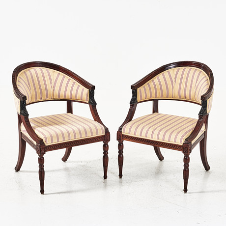 BALJFÅTÖLJER, ett par, sengustaviansk stil, 1900-tal. på auktion hos Stockholms Auktionsverk Magasin 5