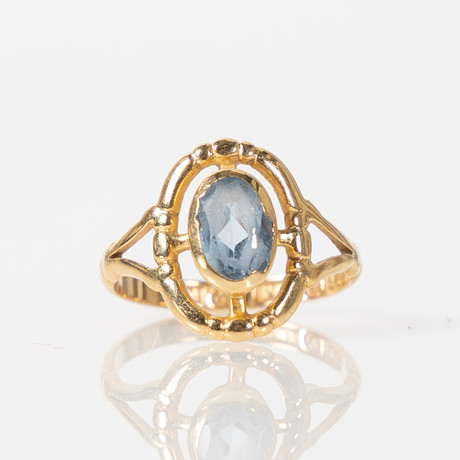 RING, 18K guld. på auktion hos Stockholms Auktionsverk Helsingborg