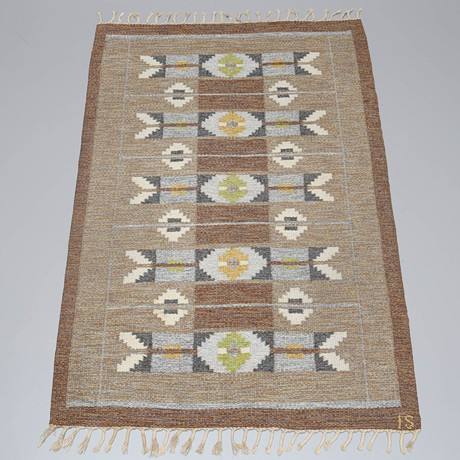 INGEGERD SILOW. Matta, röllakan, 205x137 cm, monogramsignerad. på auktion hos Auktionsmagasinet Vänersborg