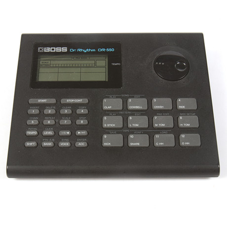 TRUMMASKIN, Boss/Roland DR-550 Dr. Rhythm. 1980/90-tal. på auktion hos Stadsauktion Sundsvall
