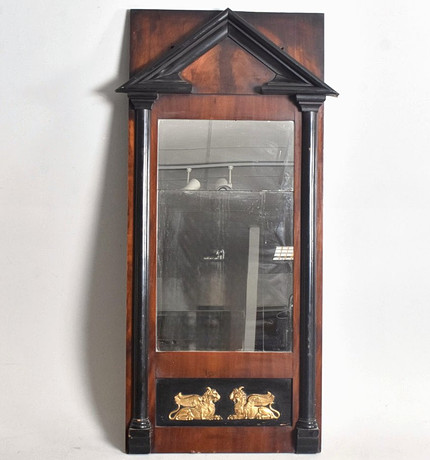 VÄGGSPEGEL, mahogny och svärtat trä, empire, 1820-30-tal. på auktion hos Halmstads Auktionskammare