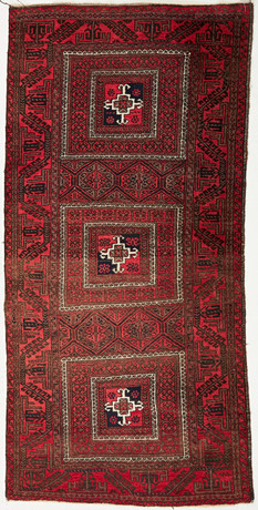 ORIENTMATTA. Senneh, ca 214x110 cm. på auktion hos Stockholms Auktionsverk Sickla