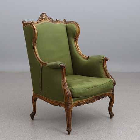 BERGERE. Skuret och bronserat trä. Rokoko-stil, 1900-talets första hälft. på auktion hos Skånes Auktionsverk