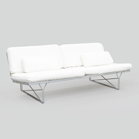 NIELS GAMMELGAARD. Soffa, "Moment", IKEA. på auktion hos Göteborgs Auktionsverk